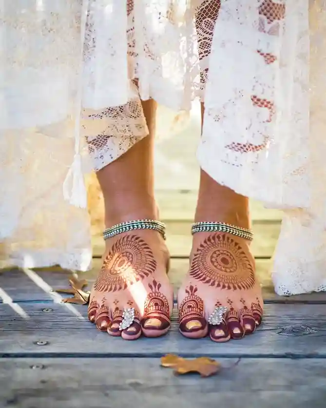 Flower Mehndi Design For Front Hand