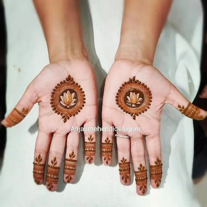 Flower Mehndi Design For Front Hand