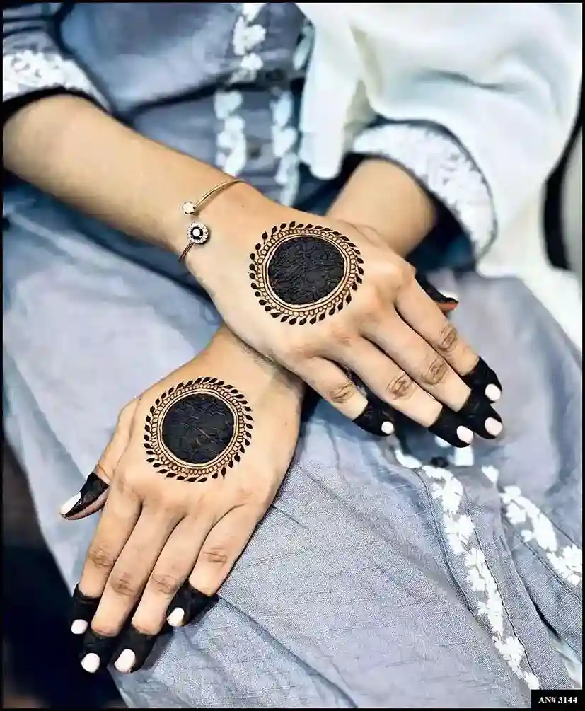 Flower Mehndi Design For Front Hand