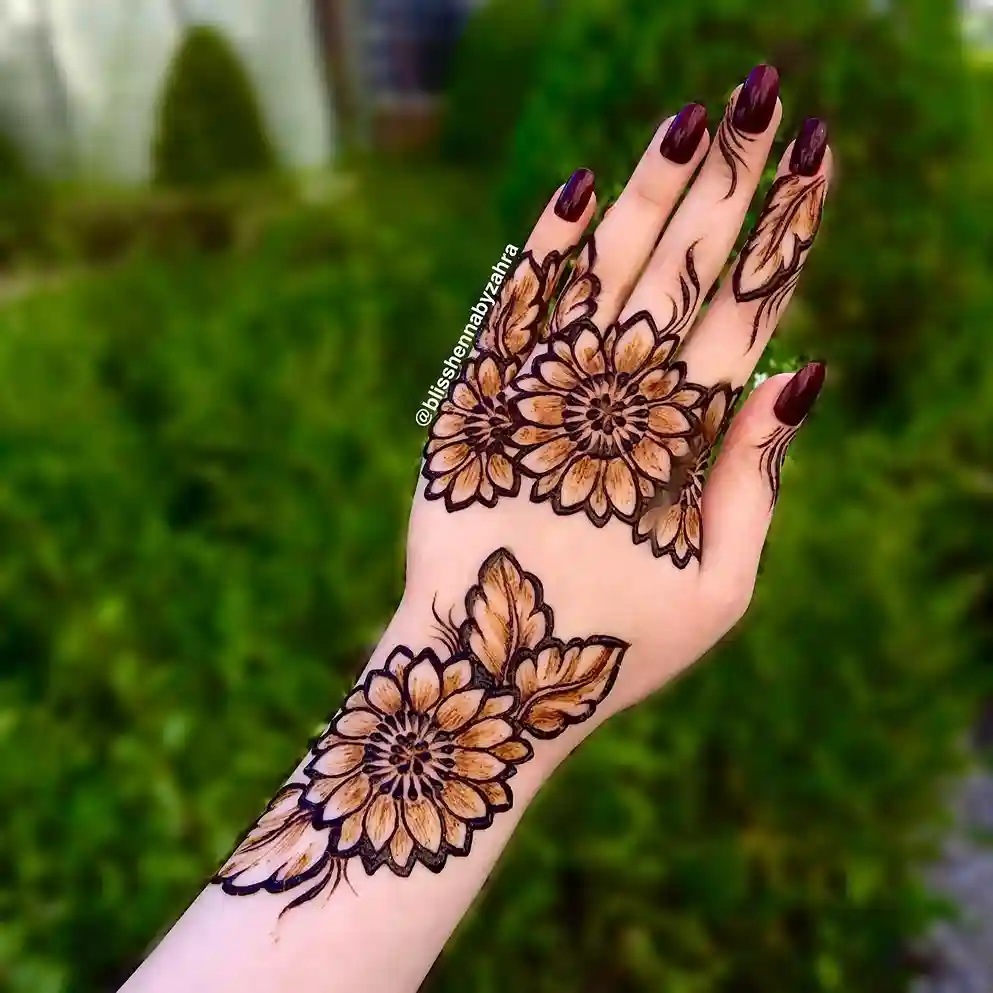 Flower Mehndi Design For Front Hand
