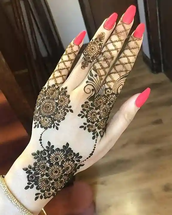 Flower Mehndi Design For Front Hand