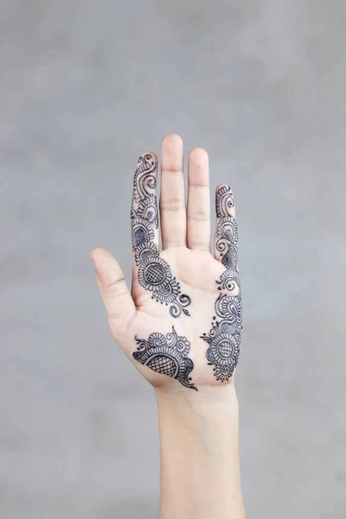 Simple Mehndi Design