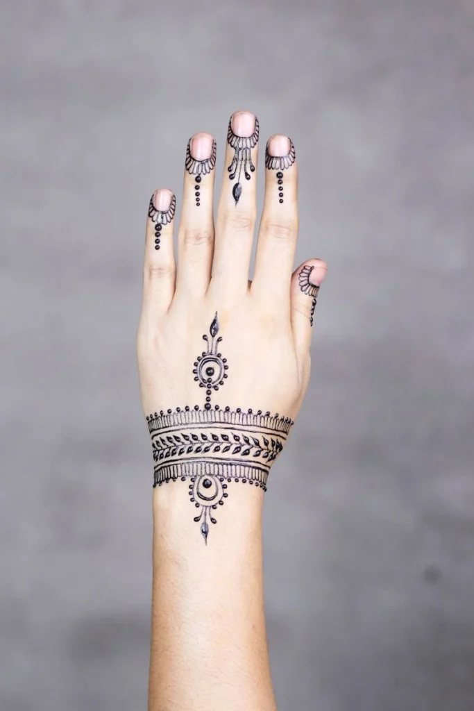 Simple Mehndi Design