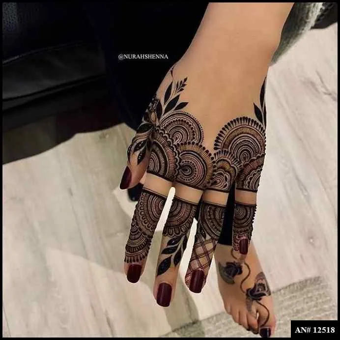 Simple Mehndi Design
