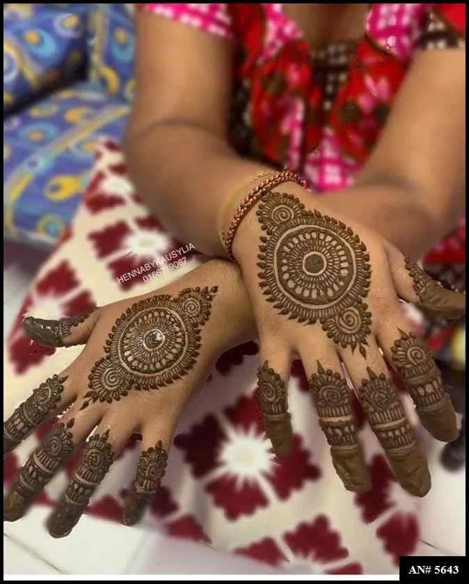 Easy Simple Circle Mehndi Design