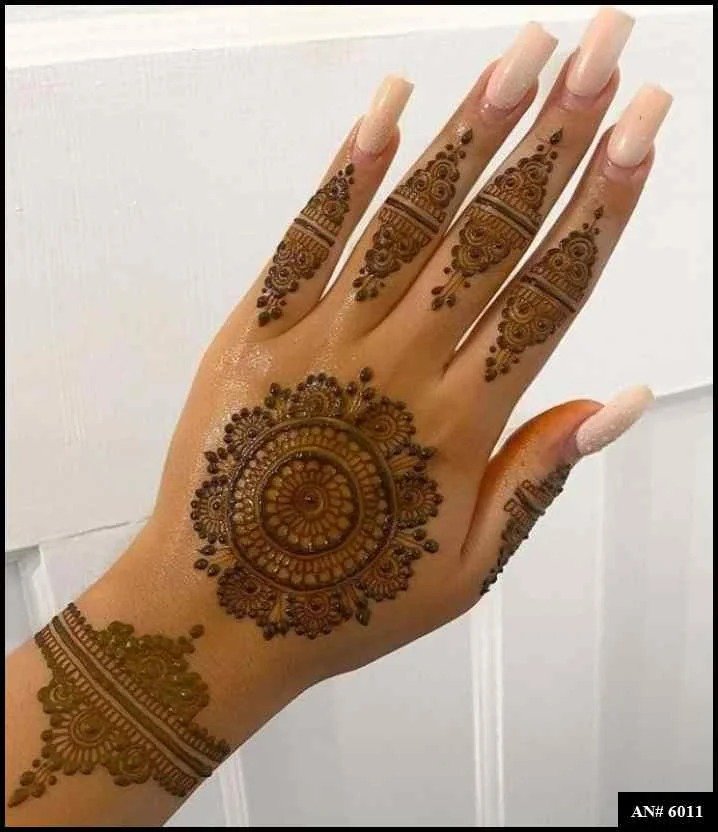 Easy Simple Circle Mehndi Design