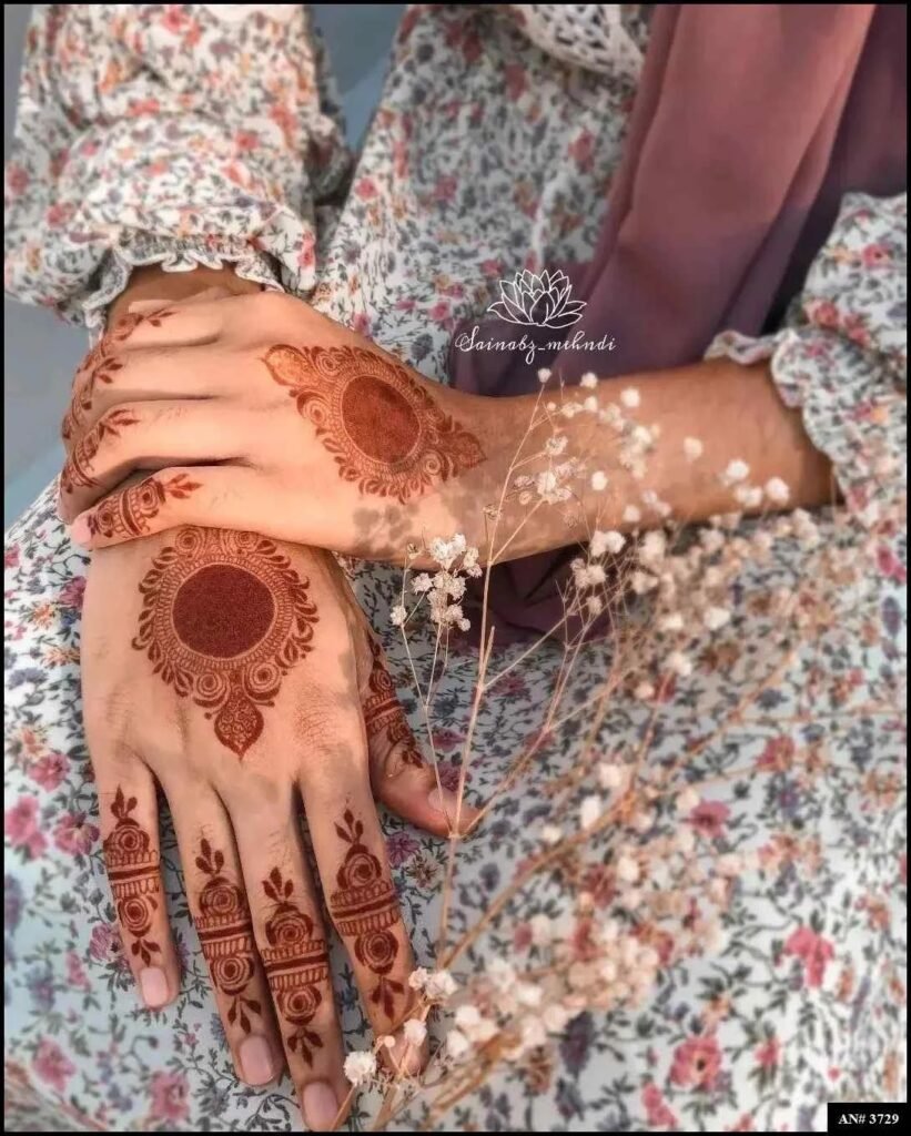 Easy Simple Circle Mehndi Design