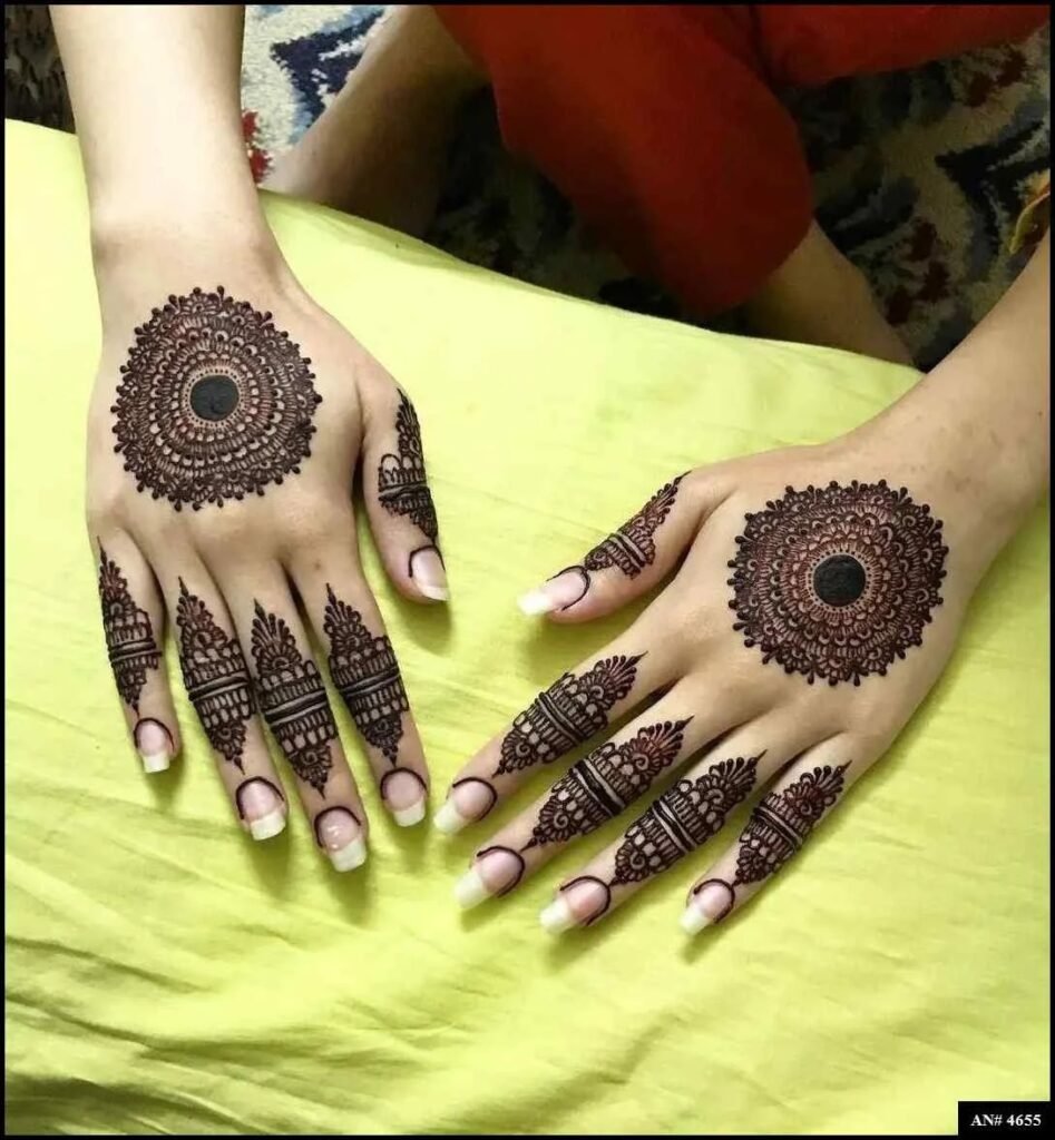 Easy Simple Circle Mehndi Design